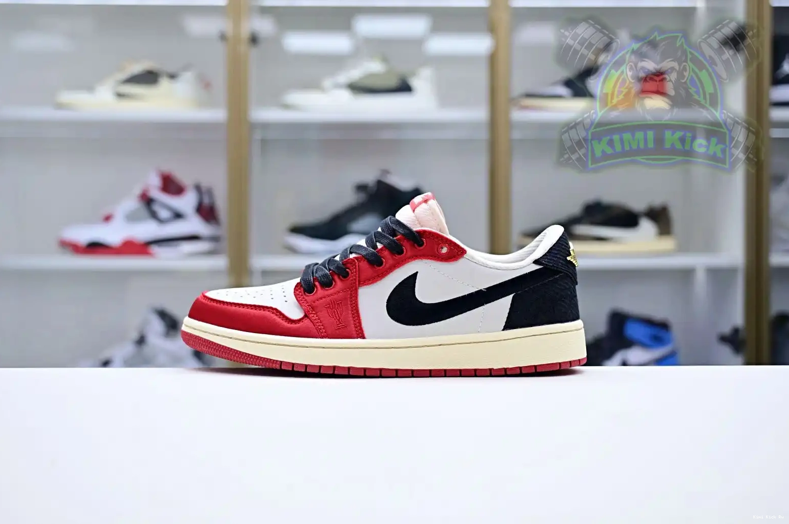 Room “Away” Low OG Jordan Air Trophy Jordan Kimikick x 1 0820